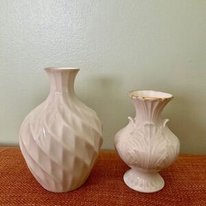 Lenox Ivory Fine China Bud Vase Set 24k Gold Trim‎ Swirl Leaf Embossed Made USA